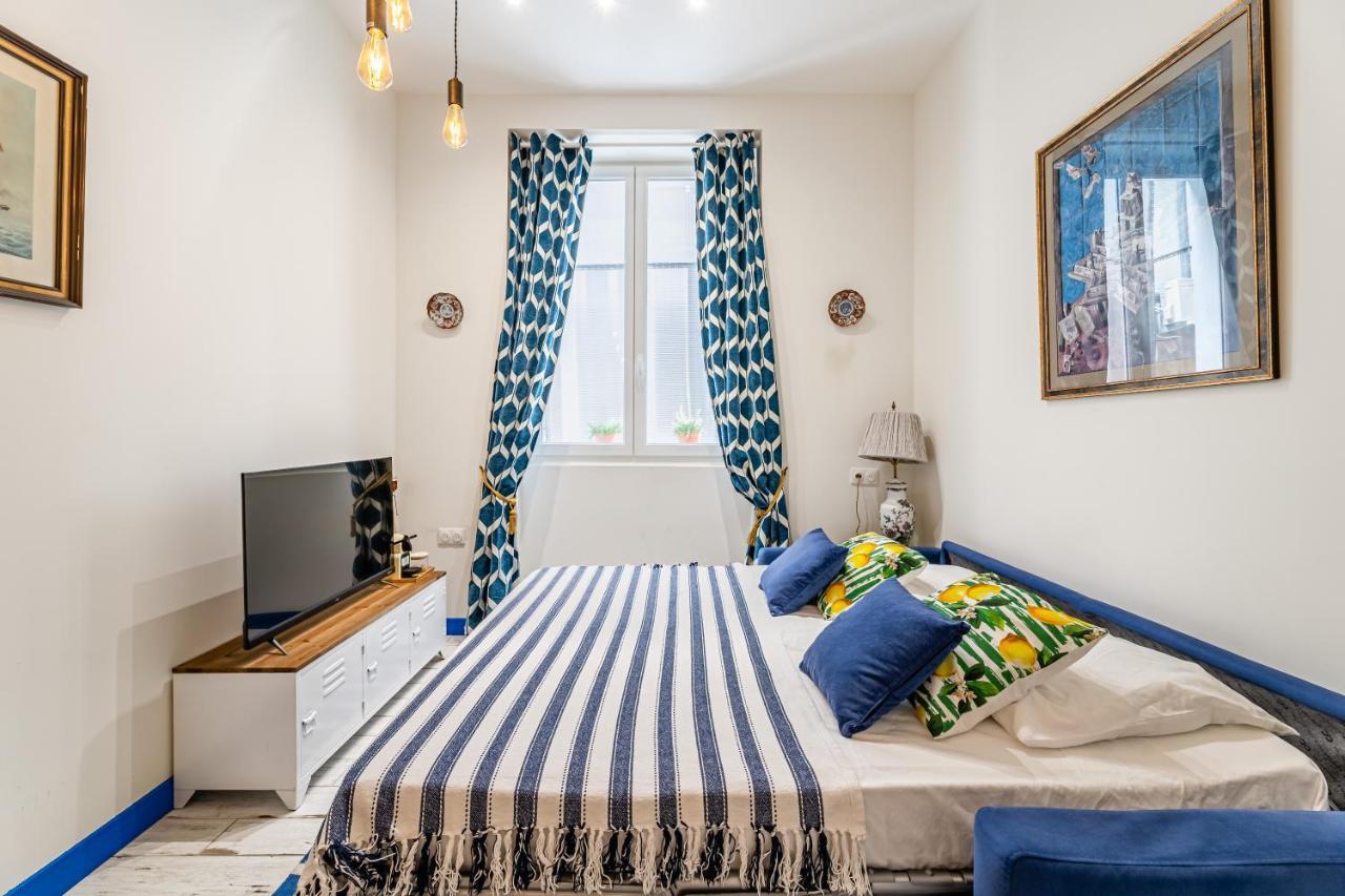 Studio Travel 24M2, 120M Vieux-Port ,Clim , Wifi ,Acces Autonome Avec Code 마르세유 외부 사진